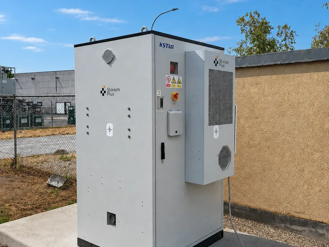 Batterij-installatie bij een betoncentrale in Kruisem